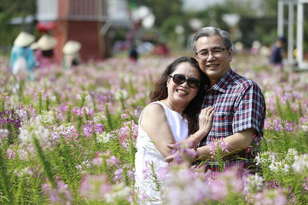 Sadec Farmstay - Khu Du LịCh Hoa KiẻNg Sa DéC Ap Khanh Nghia Kültér fotó